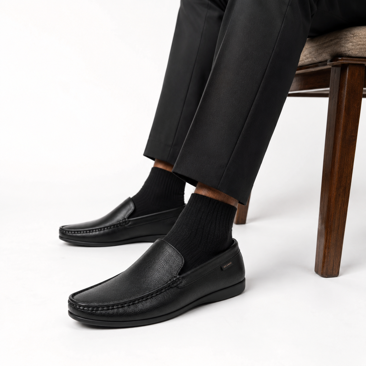Men's Stylish Leather Loafers 621 BK CBN